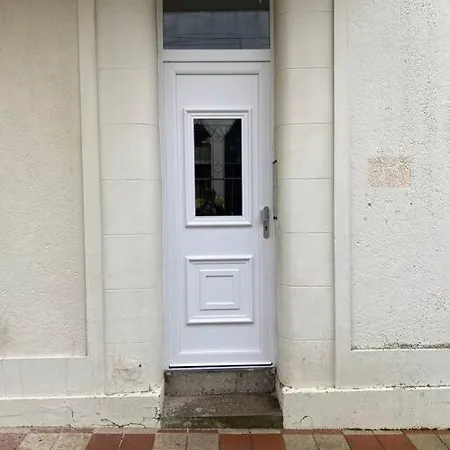 2 Pers Hyper Centre Apartmán *